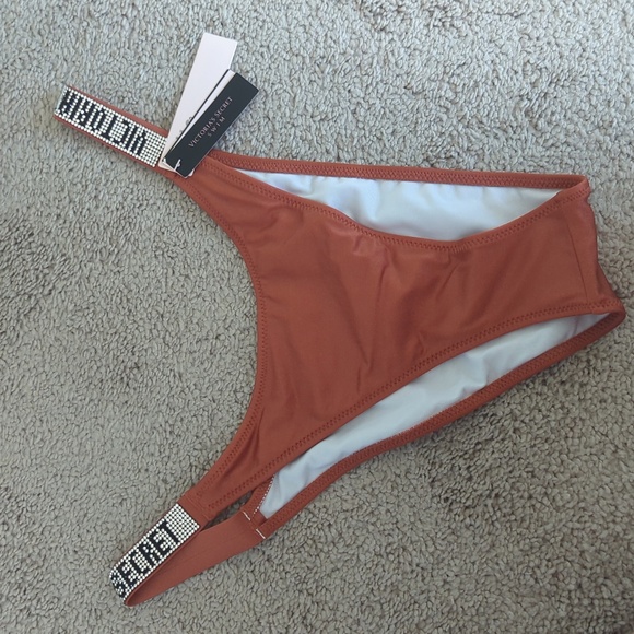 Victoria Secret Bikini - Picture 2 of 6